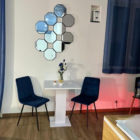 Appartamento Di Fronte Zisa Palermo Esterno foto